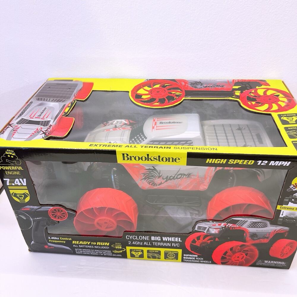 Brookstone Cyclone Big Wheel 7.4V Powerful Engine Terrain RC Remote Control Toy - Picture 4 of 12